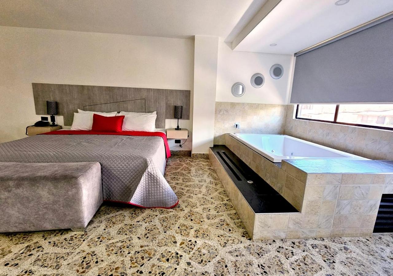 Hotel Ofix Medellín Eksteriør bilde