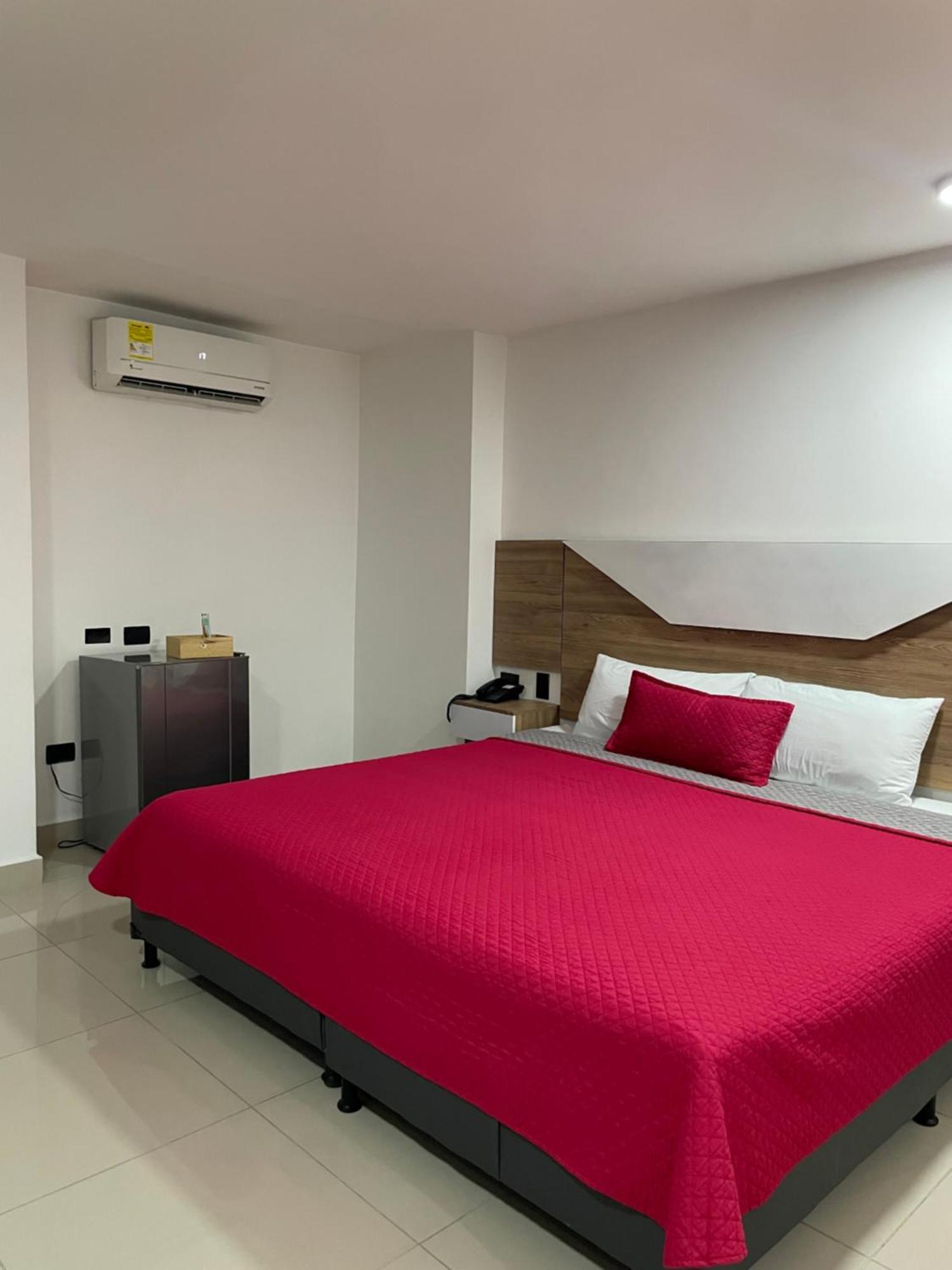 Hotel Ofix Medellín Eksteriør bilde