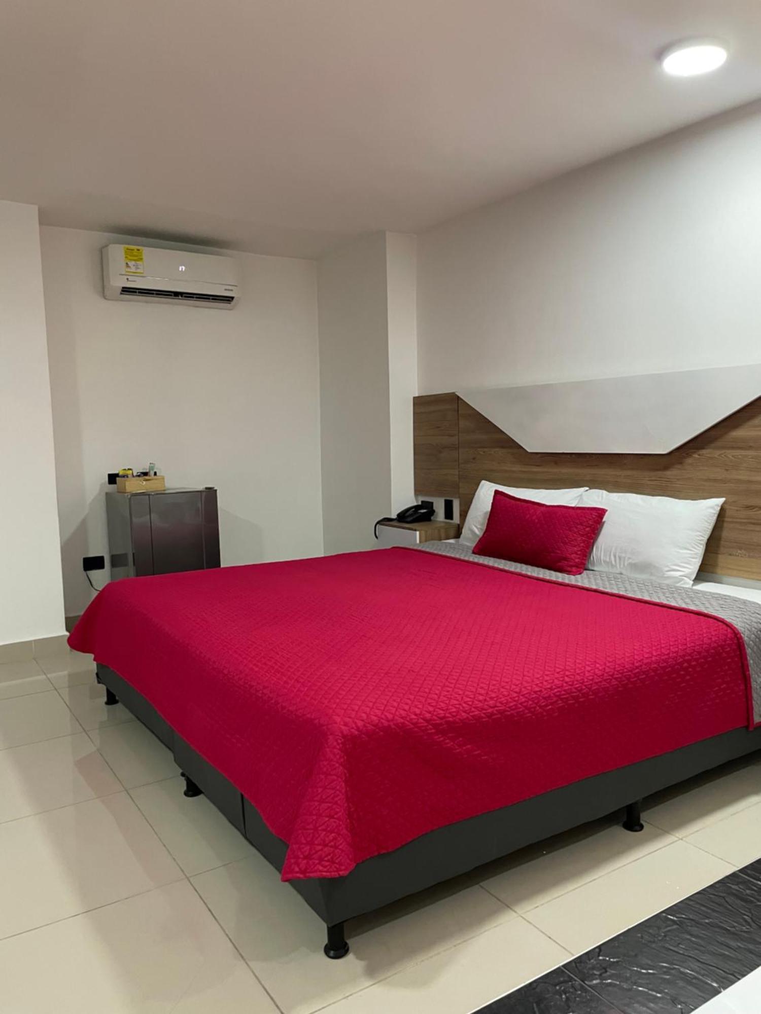 Hotel Ofix Medellín Eksteriør bilde
