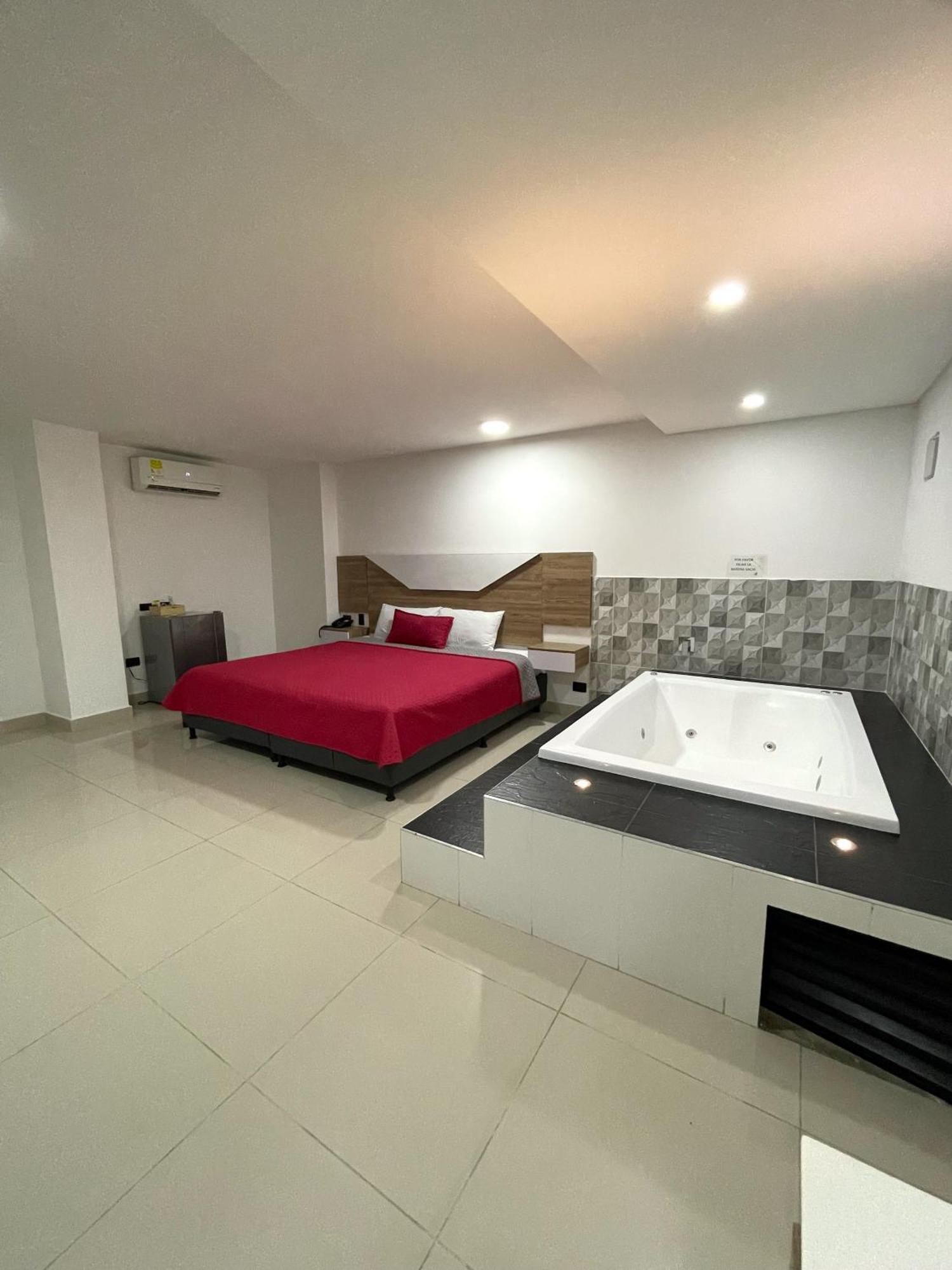 Hotel Ofix Medellín Eksteriør bilde